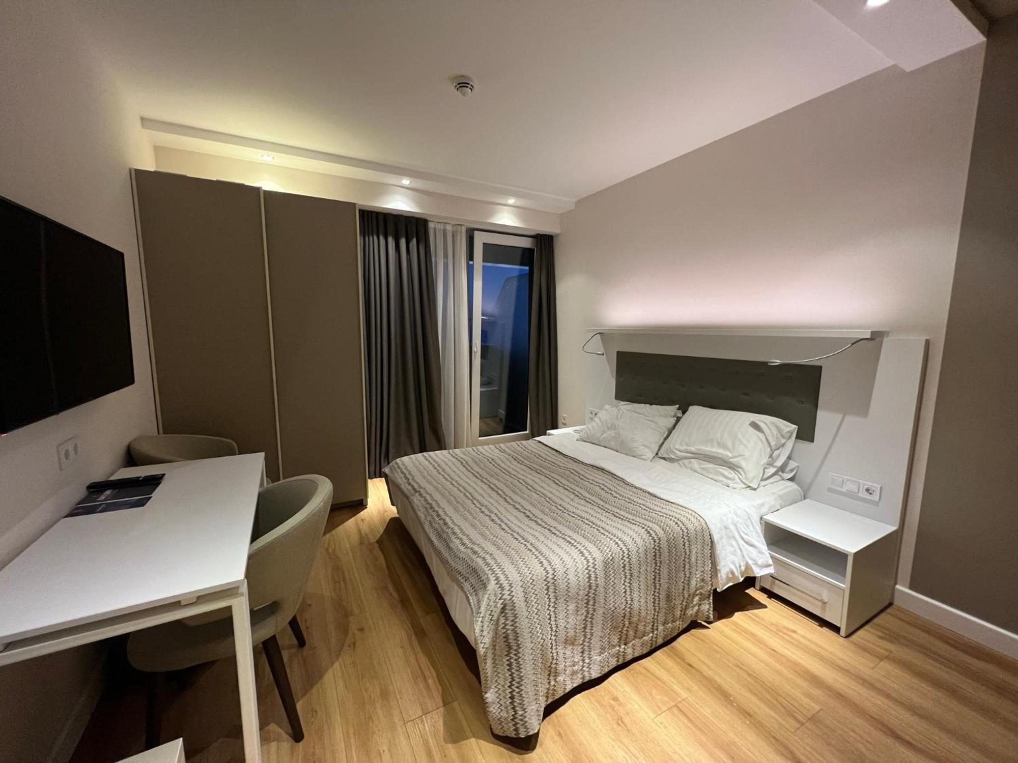 Ng Premium Apartments In Alliance Palace Батумі Екстер'єр фото